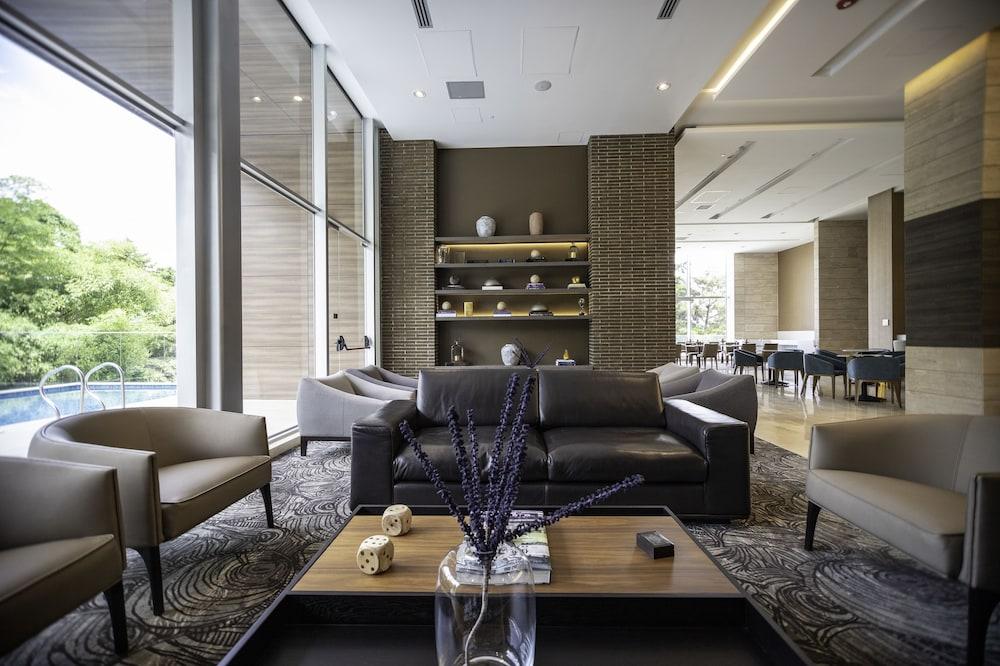 Estelar La Torre Suites 麦德林 外观 照片